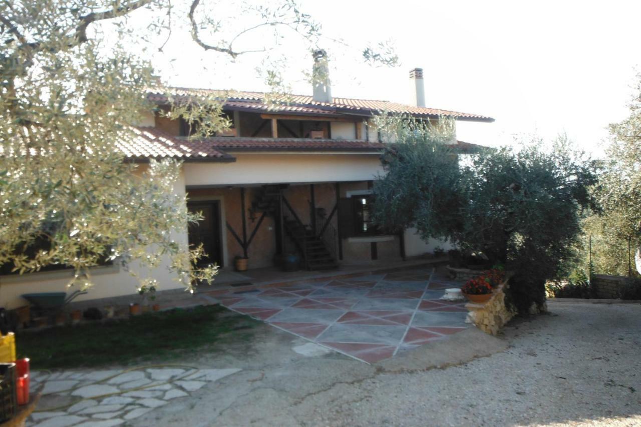 Alloggio Turistico Ciliegi In Fiore Monte Libretti Εξωτερικό φωτογραφία